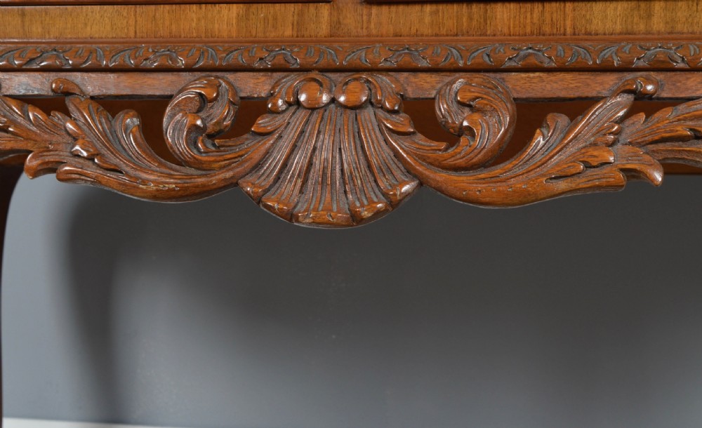 walnut Queen Anne style cabinet  View VI