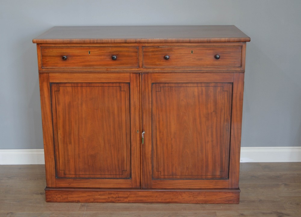 Victorian mahogany linen press cupboard 
