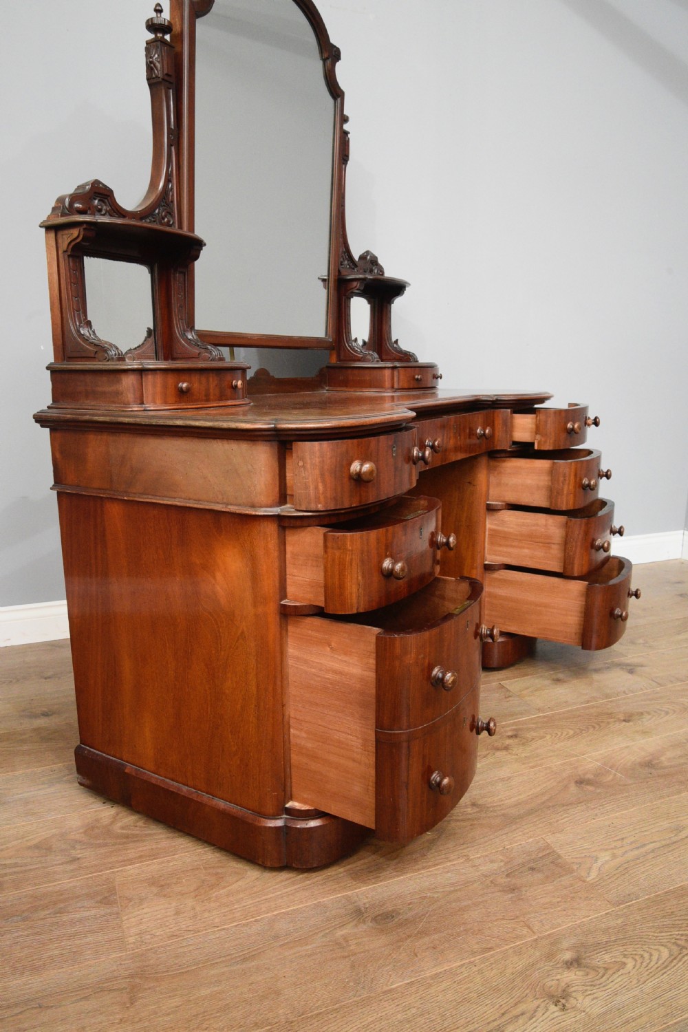 Victorian bow fronted pedestal dressing table  View IV
