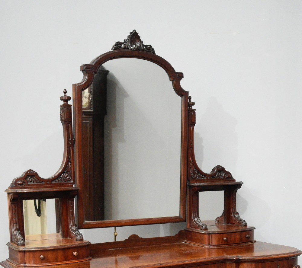 Victorian bow fronted pedestal dressing table  View V