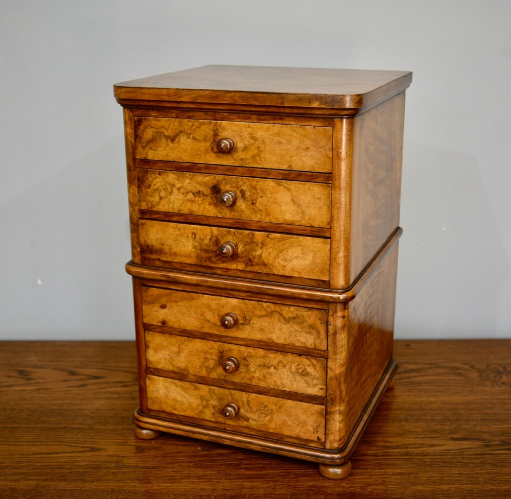 Small Victorian walnut 6 drawer collectors chest of drawers 