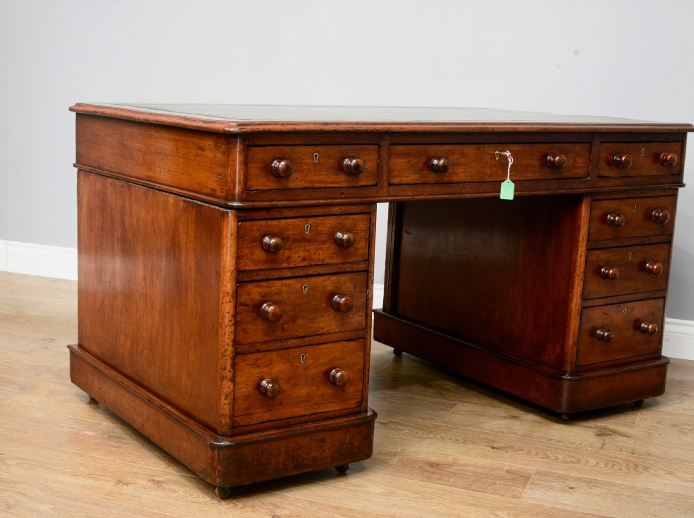 Victorian mahogany pedestal desk  View III
