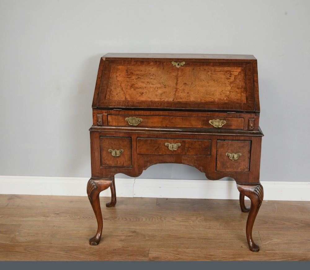 18th century walnut Queen Anne bureau 