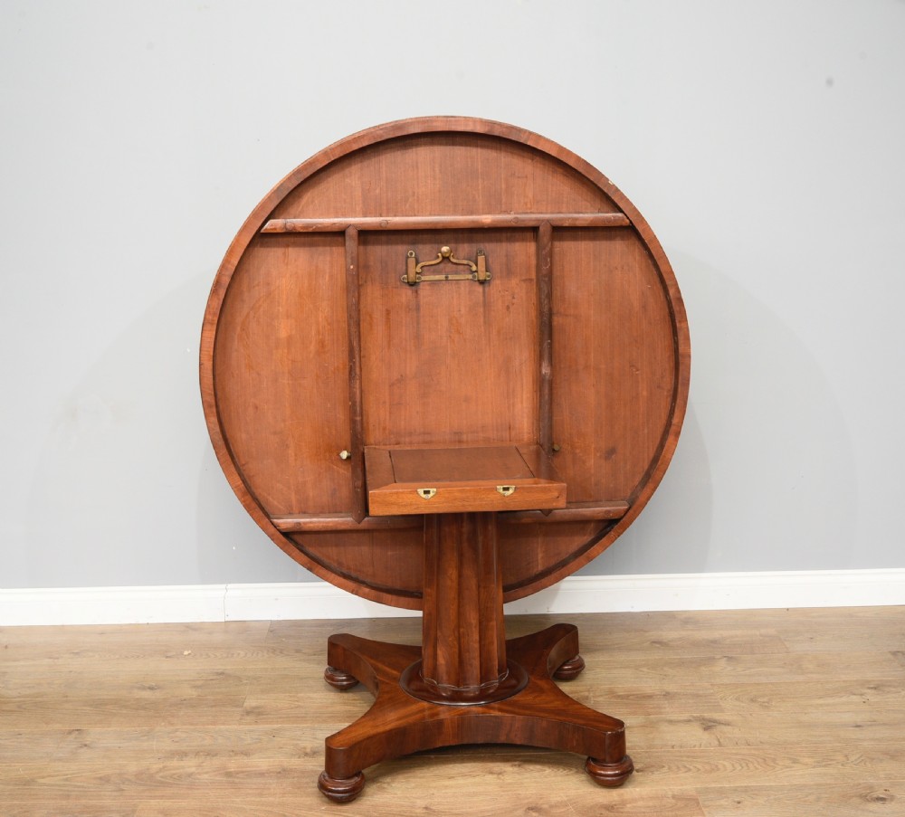 Victorian round mahogany dining table  View IV