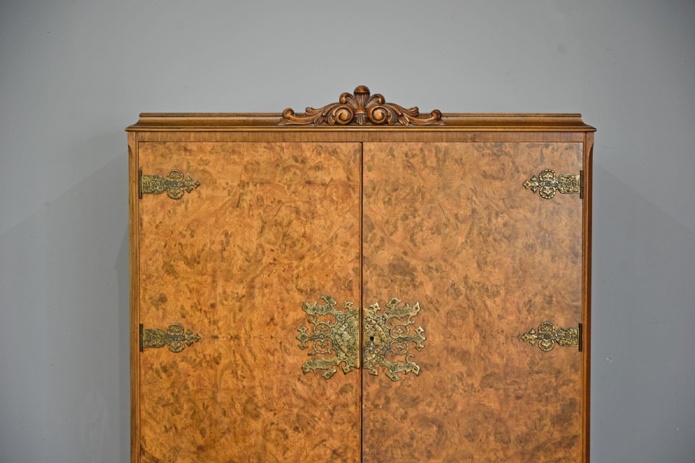 Burr walnut Queen Anne style cocktail cabinet  View V