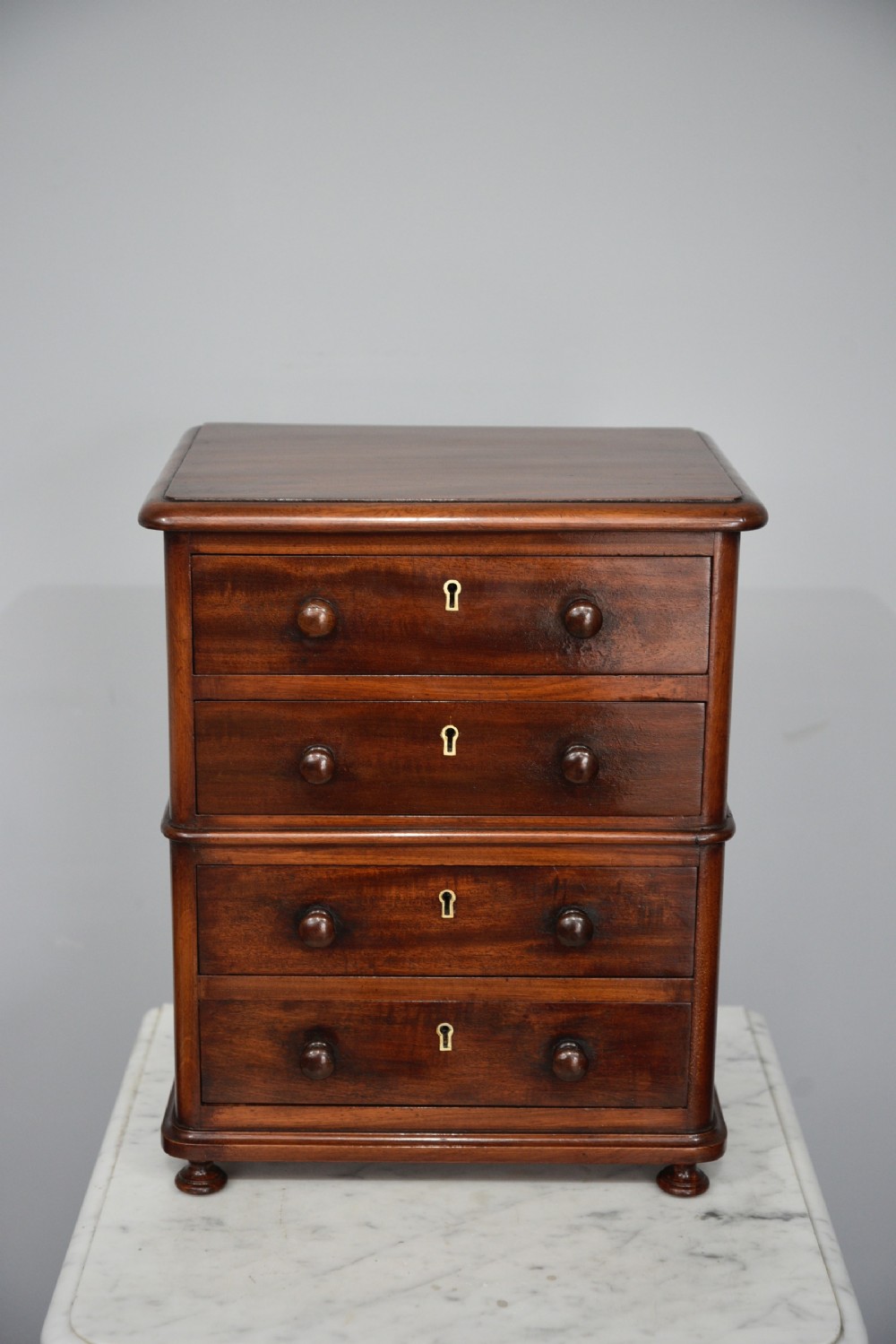 Victorian apprentice chest of drawers maple & co 