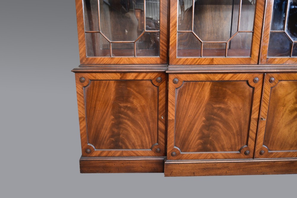 large Georgian style mahogany library breakfront bookcase  View III