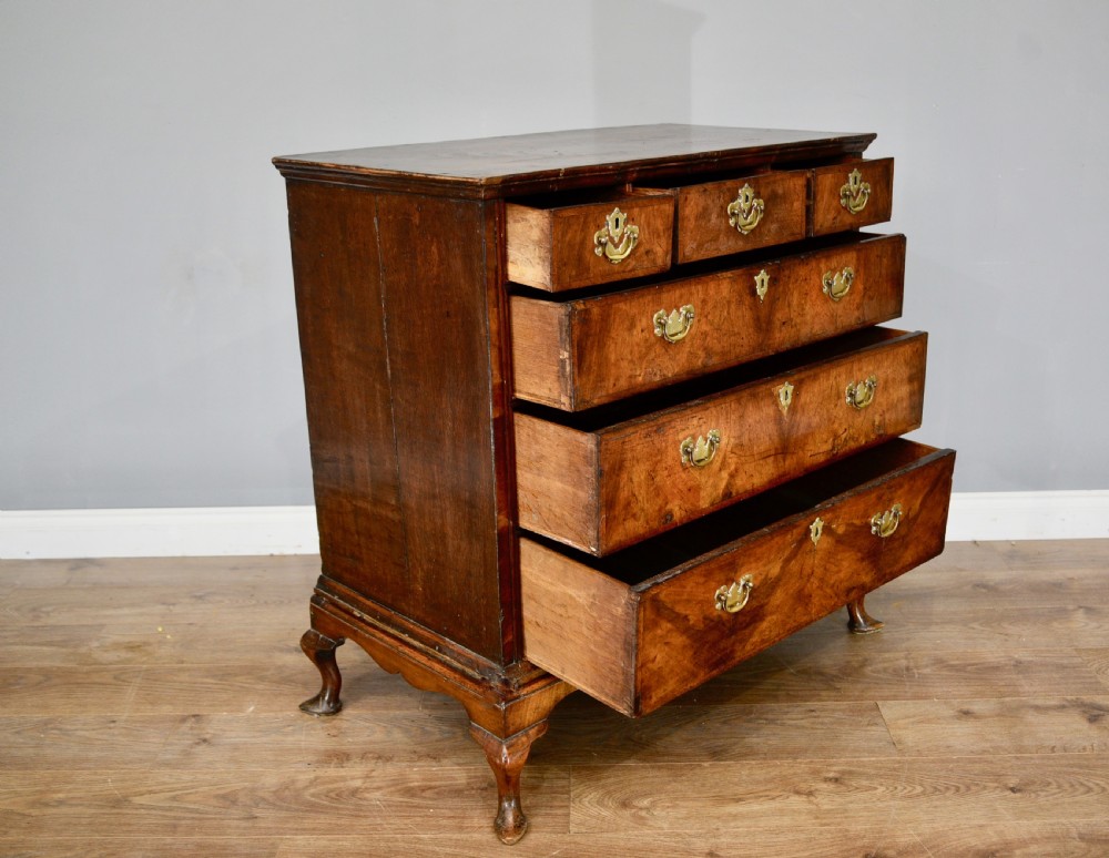 18th century walnut Queen Anne chest of drawers  View III