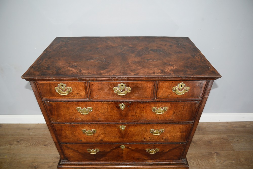 18th century walnut Queen Anne chest of drawers  View IV