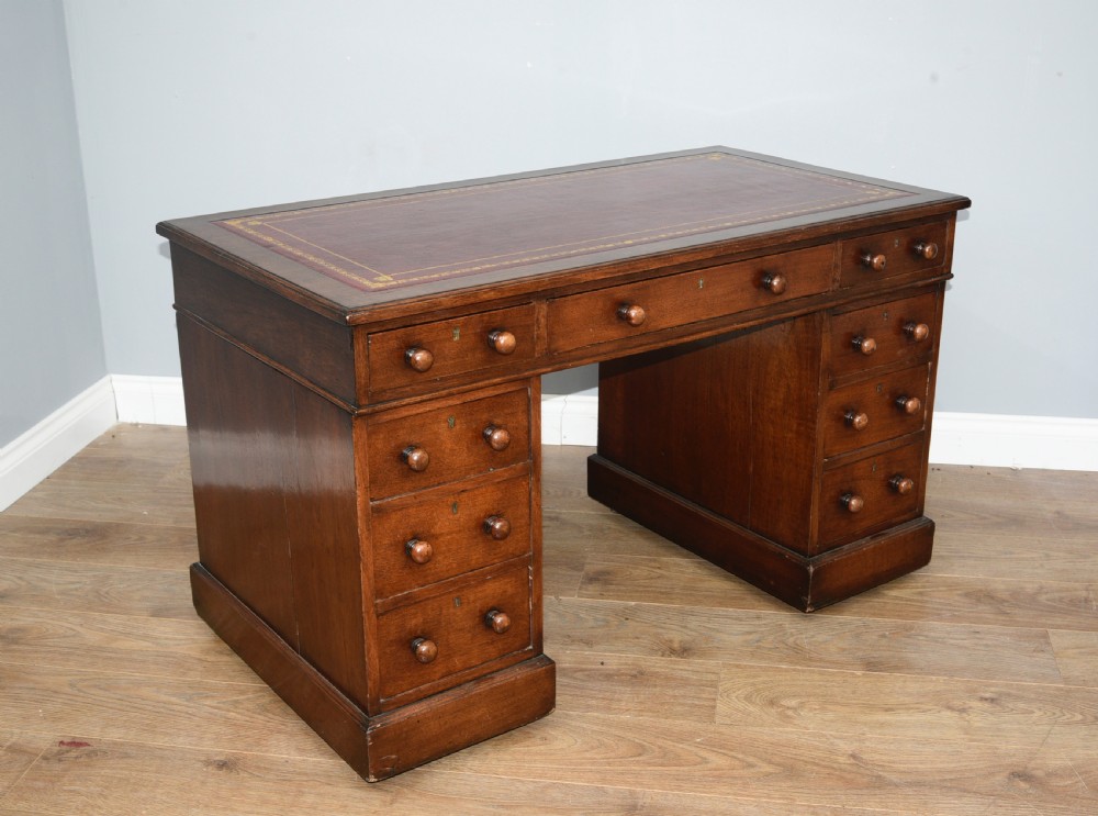 Victorian mahogany pedestal desk  View III