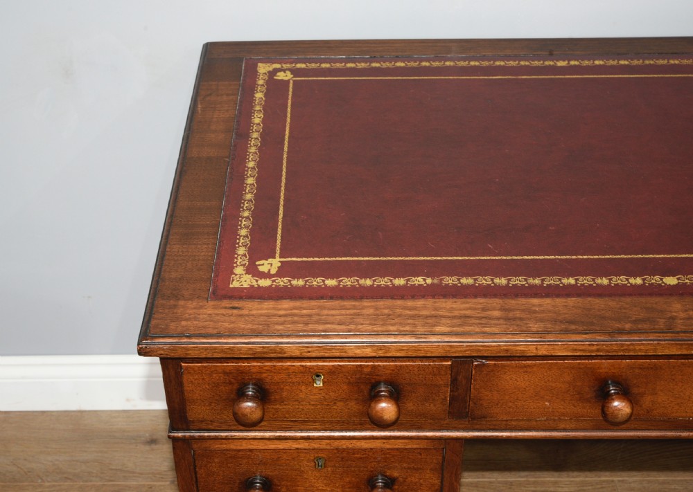 Victorian mahogany pedestal desk  View IV