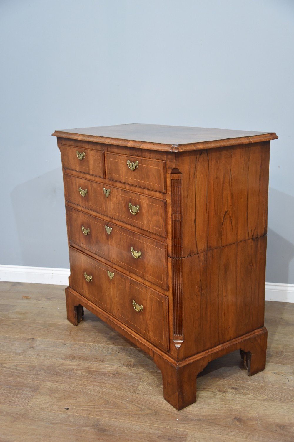 Queen Anne walnut chest of drawers  View III