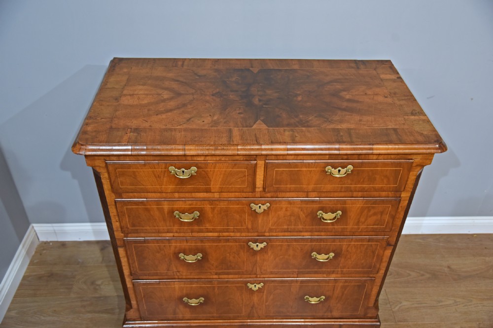 Queen Anne walnut chest of drawers  View V