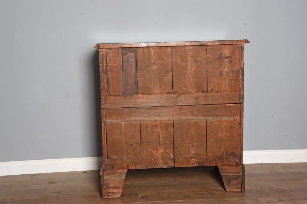 Queen Anne walnut chest of drawers  View VI