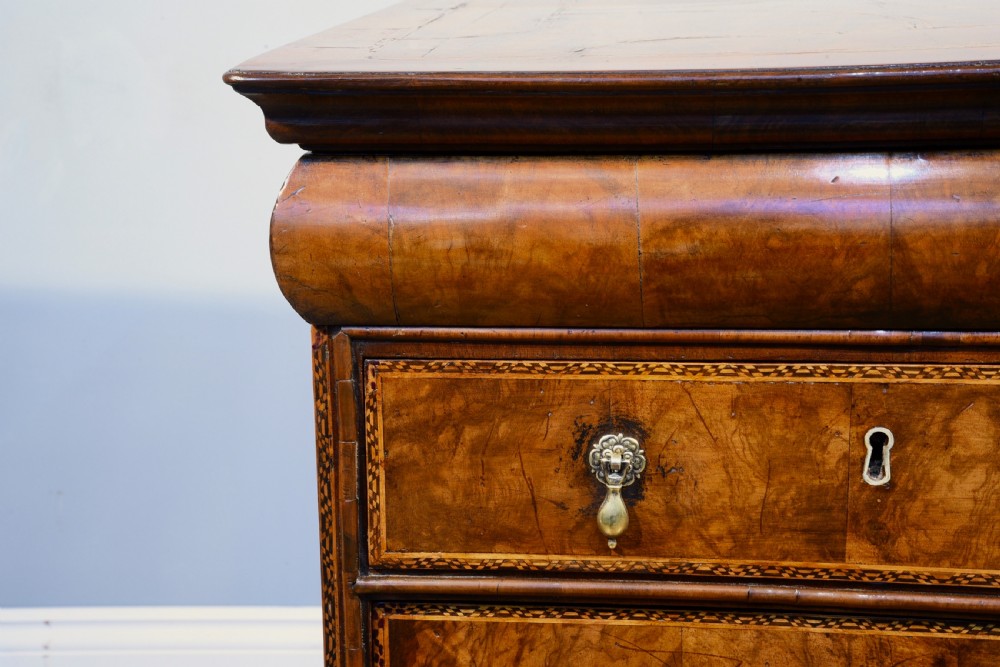 Antique Queen Anne walnut chest of drawers  View VII