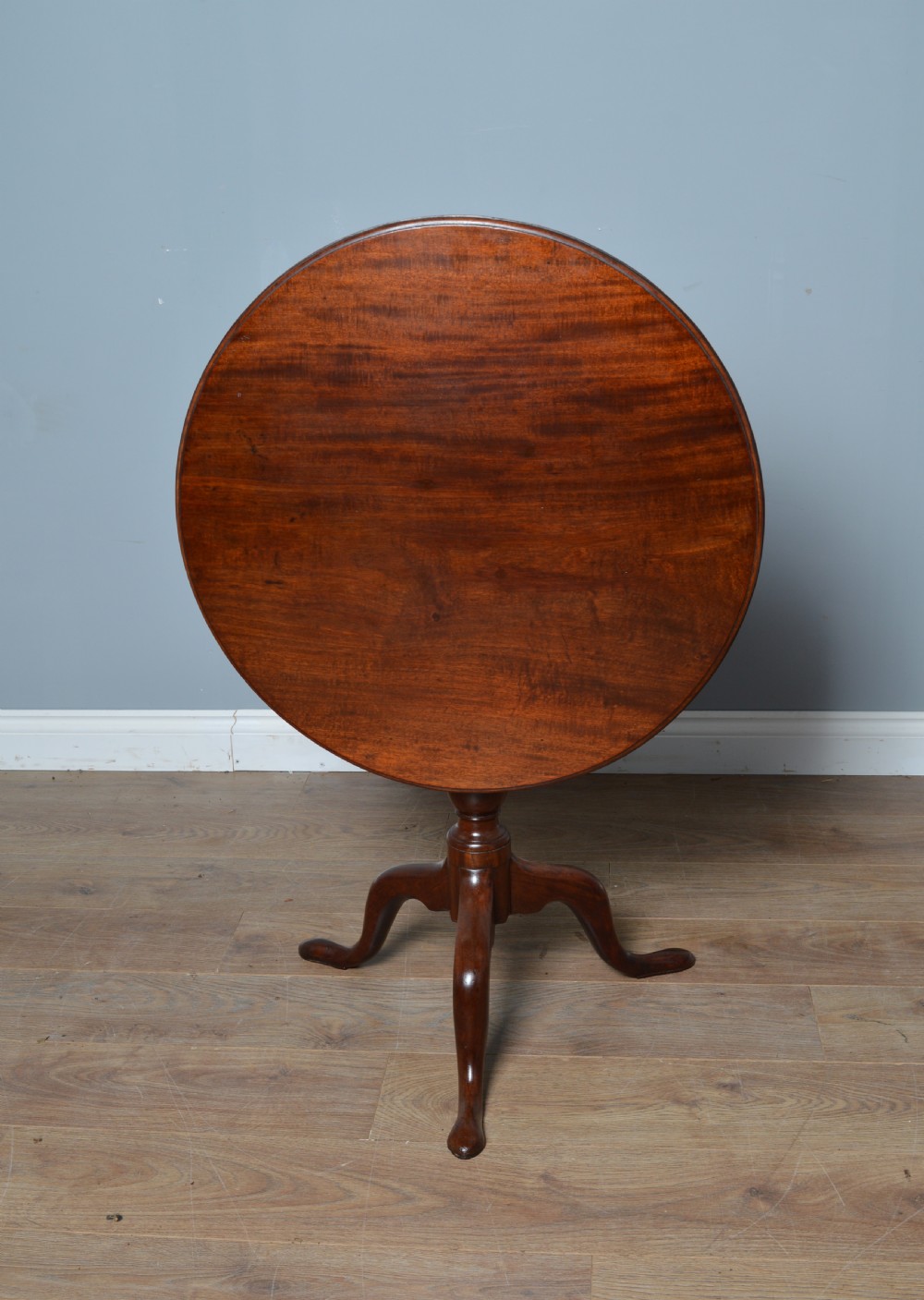 Georgian mahogany wine table  View II