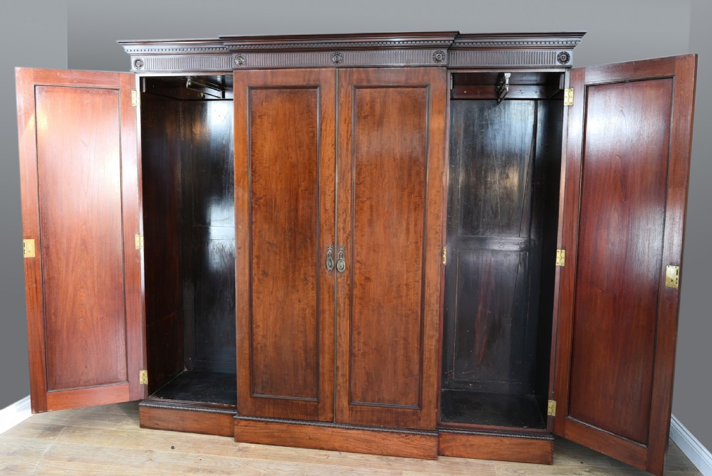 19th Century Georgian style four door mahogany breakfront wardrobe  circa 1880  View III