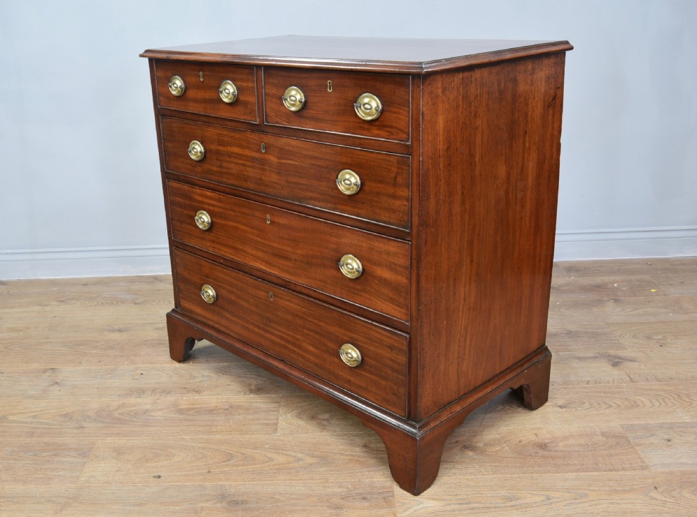 George II mahogany chest of drawers  View III