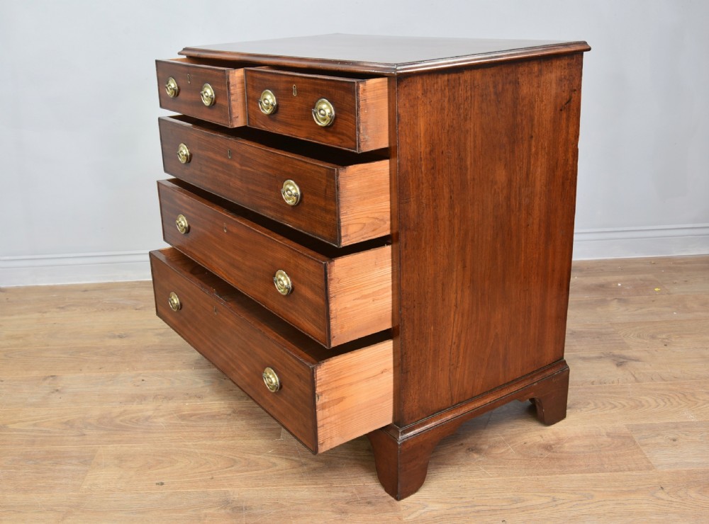 George II mahogany chest of drawers  View V