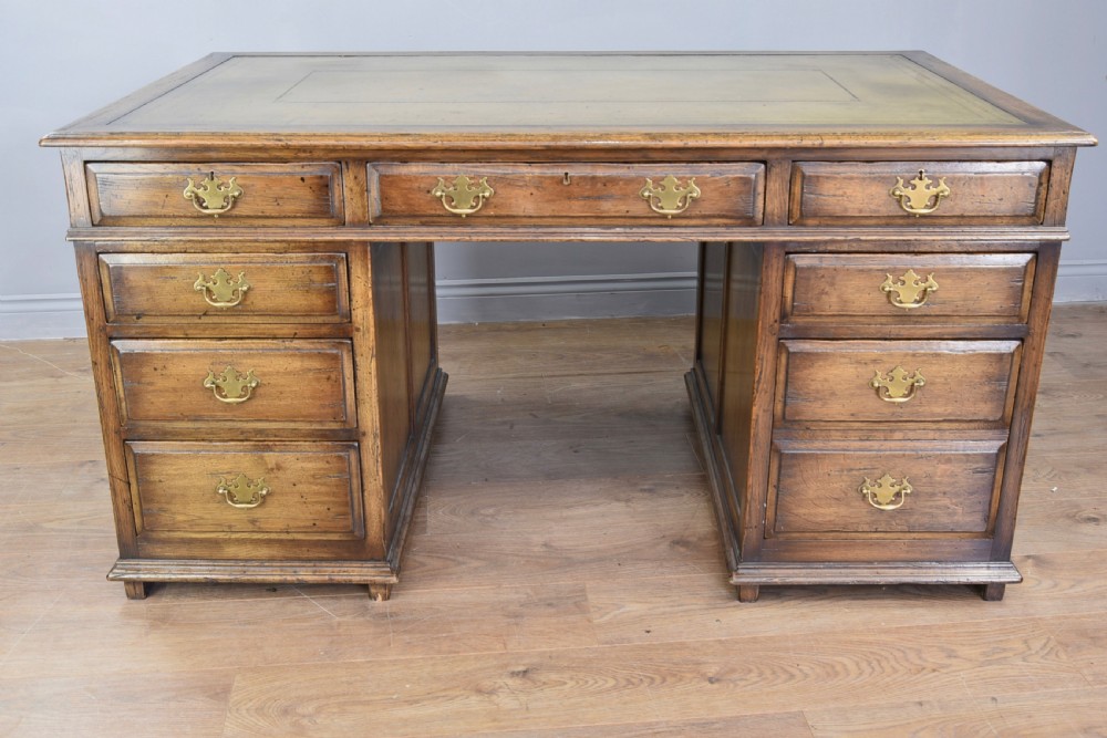Ipswich oak pedestal desk  View III