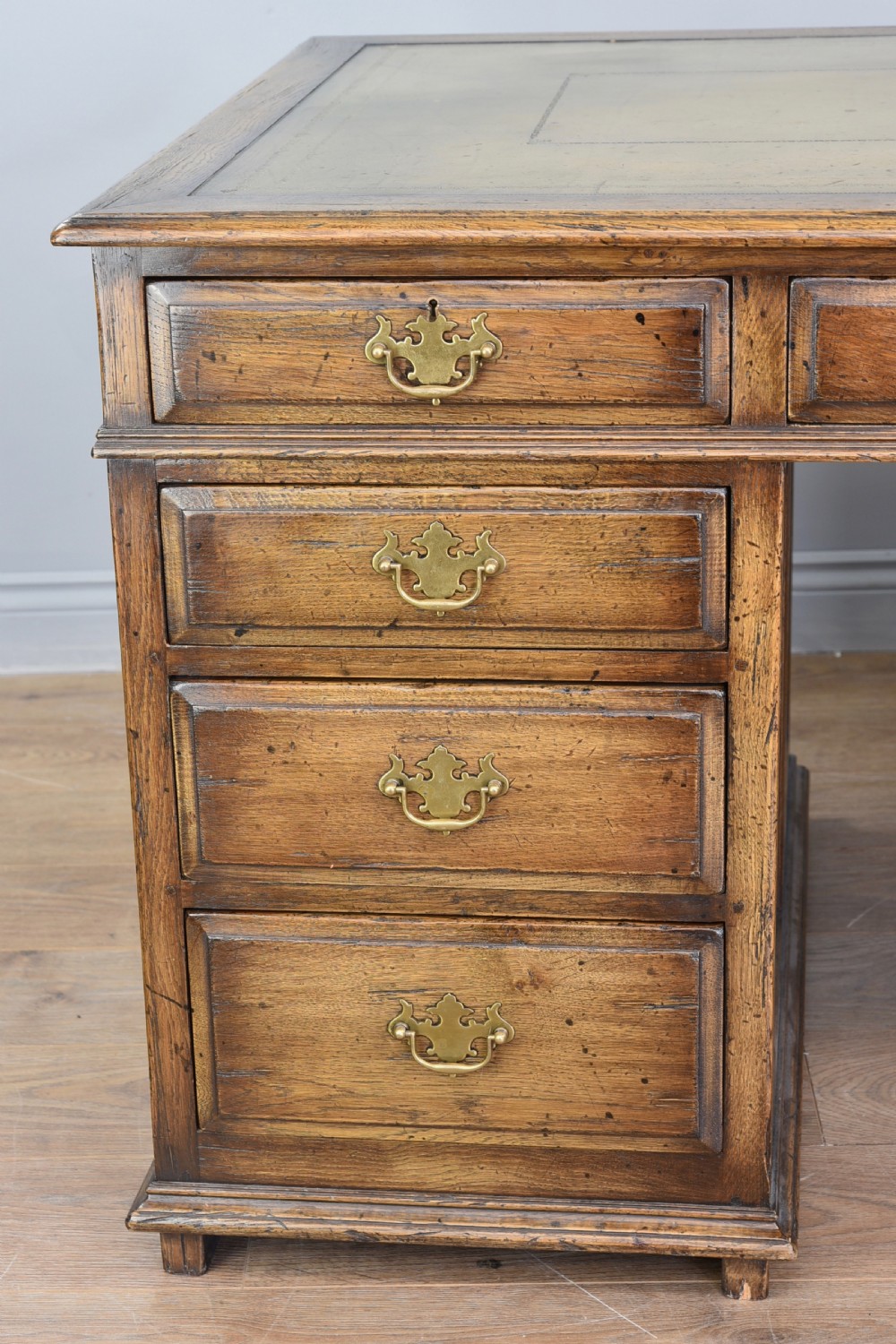 Ipswich oak pedestal desk  View V