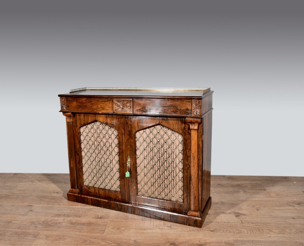 Fine Regency rosewood chiffonier sideboard  View II