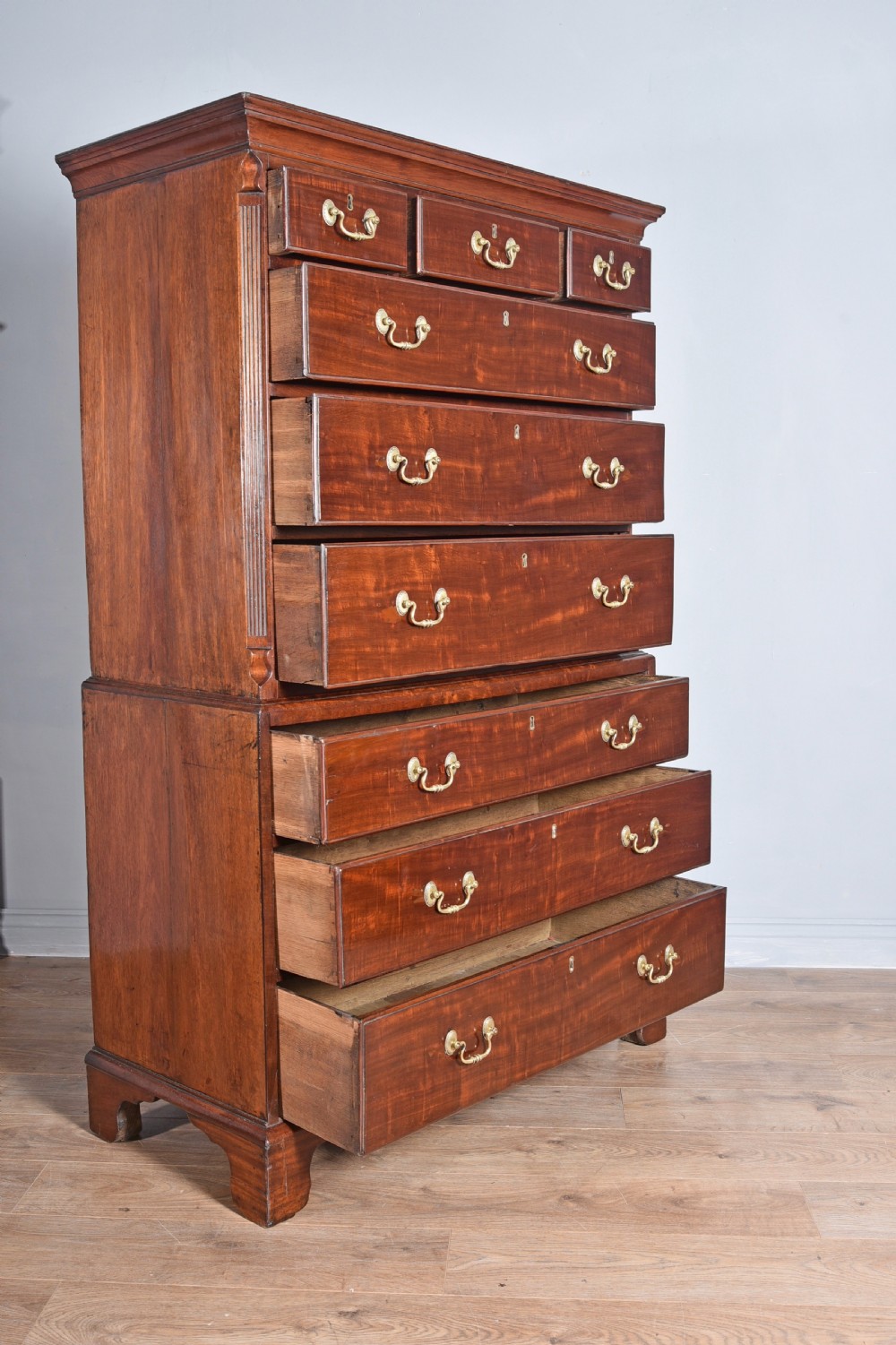 Early Georgian mahogany chest on chest circa 1740s   View IV