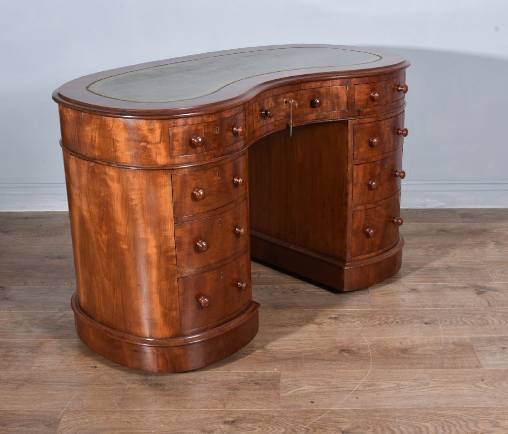 Victorian mahogany kidney shaped pedestal desk  View III
