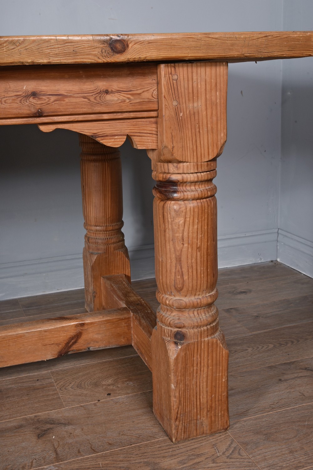 Large Victorian pine farm house table  View III