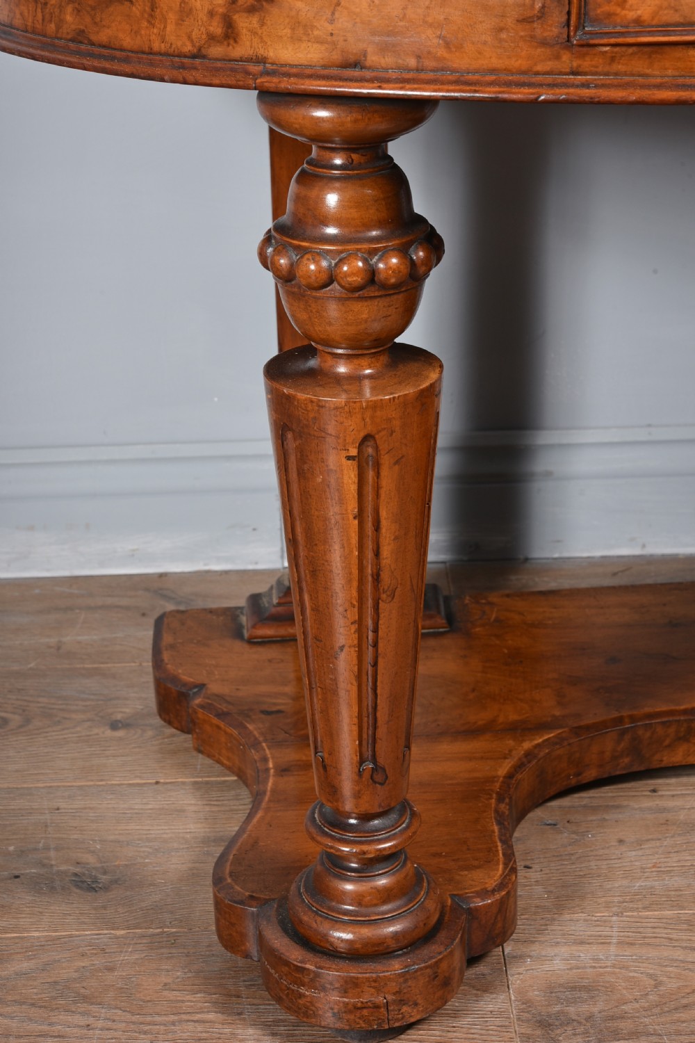 Victorian burr walnut Duchess dressing table  View IV