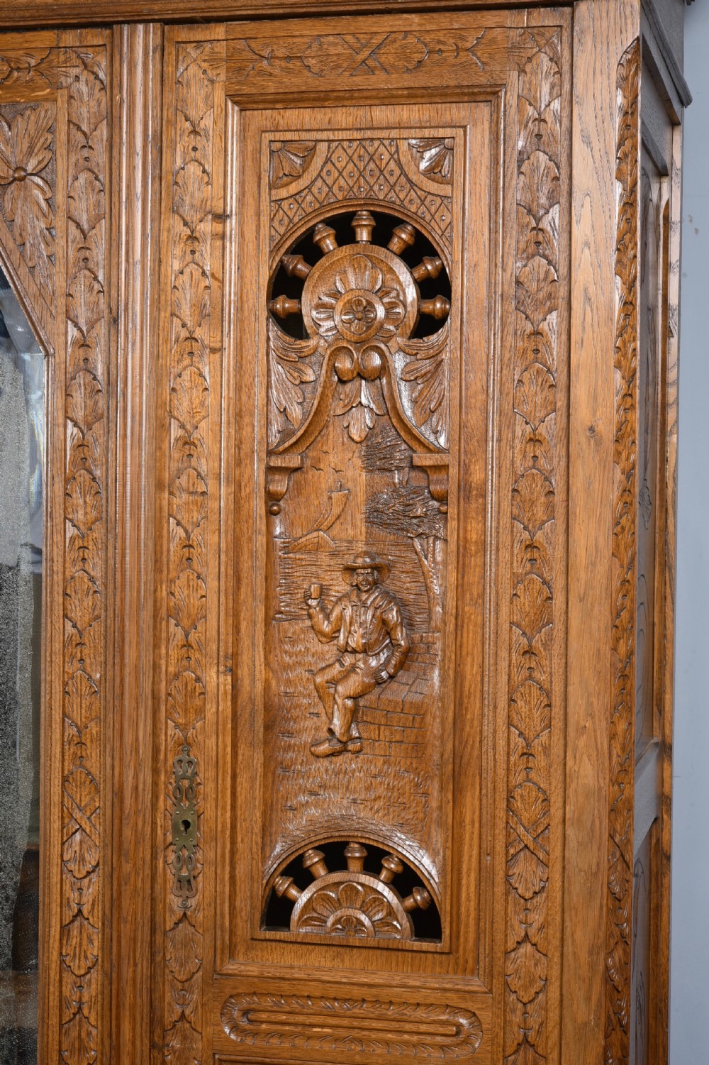 carved oak flat pack triple wardrobe  View VI