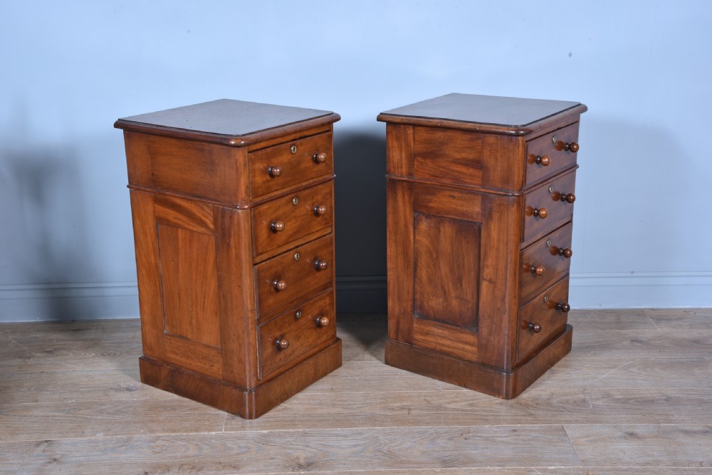 pair of Victorian bedside chests by Richardson & sons Hull  View IV