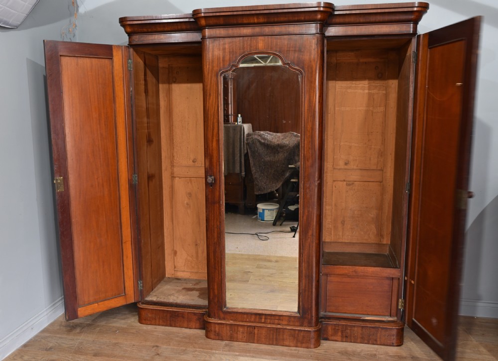 Victorian breakfront mahogany wardrobe  View III