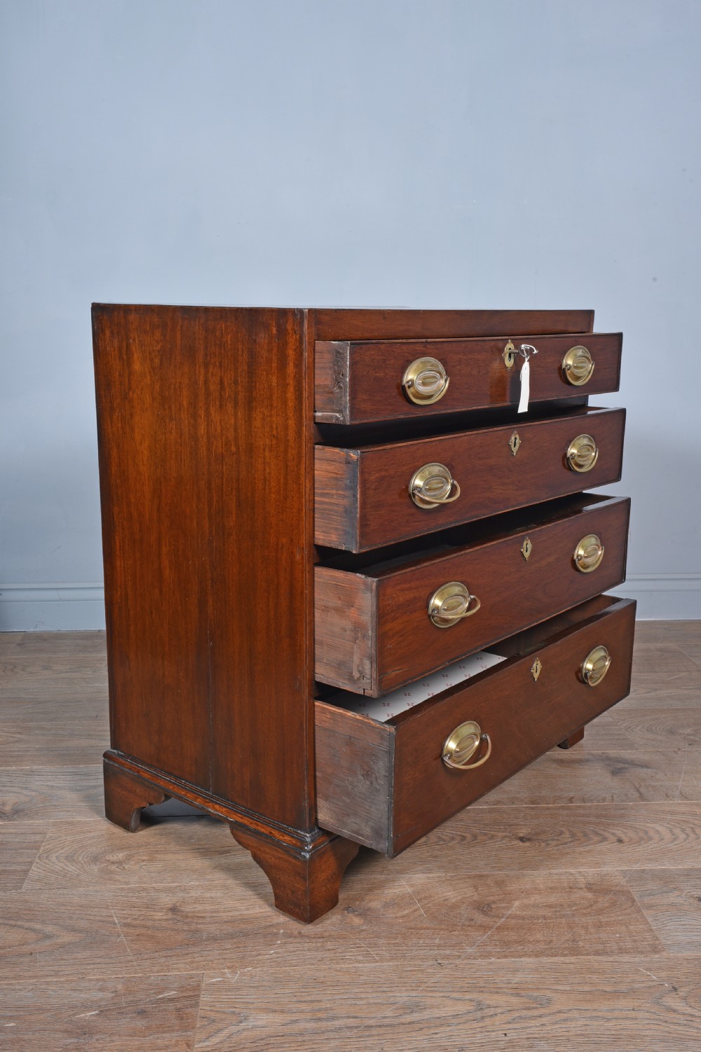 small Georgian mahogany chest of drawers  View V