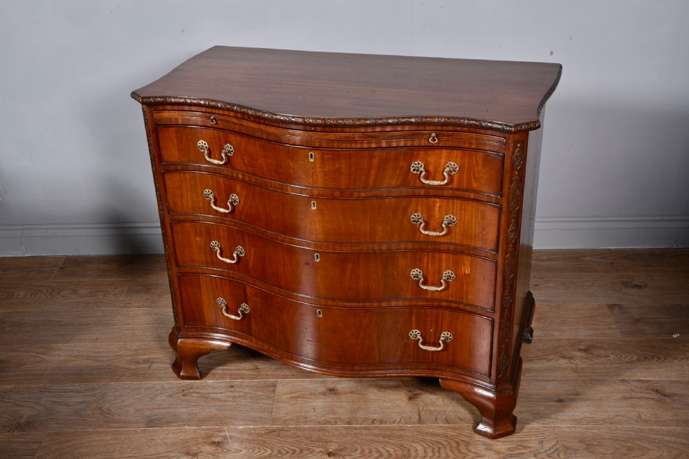 Chippendale style serpentine chest of drawers  View II