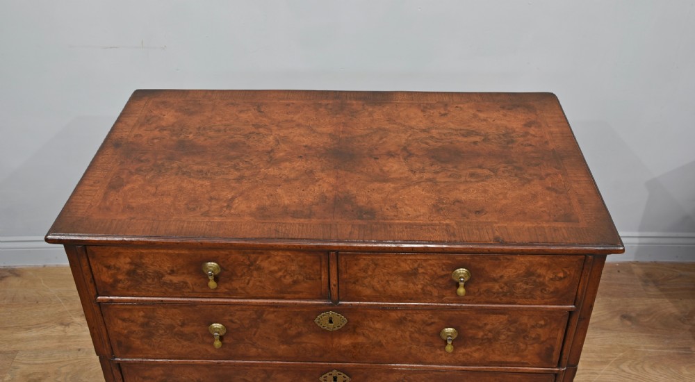 18th century Queen Anne walnut chest of drawers  View IV