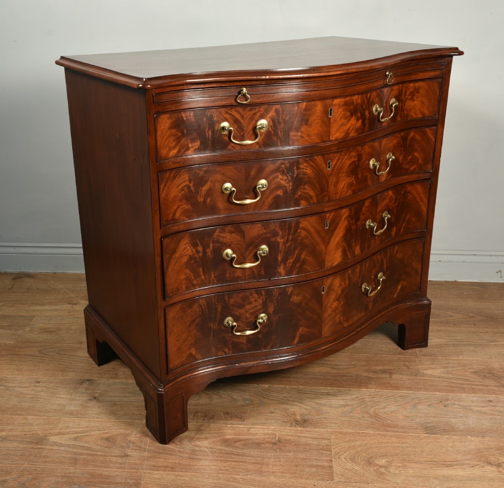 Antique Regency mahogany serpentine chest of drawers  View III