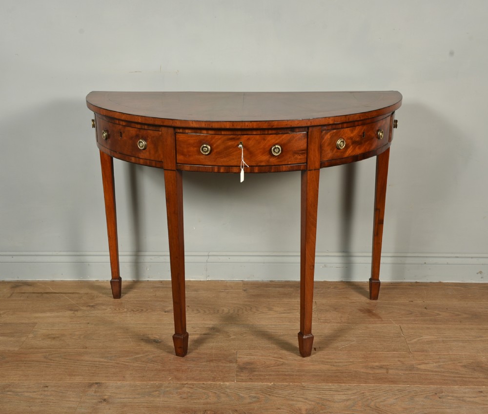 Georgian mahogany Demi lune console table 