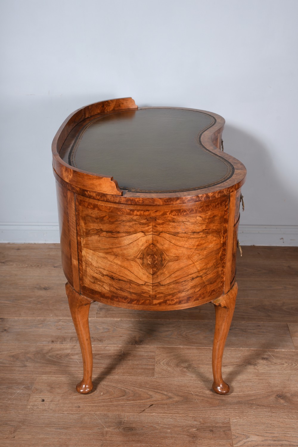 walnut kidney shape desk  View V