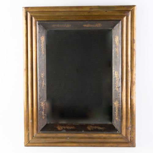 EDWARDIAN GILDED STEP-FRAMED MIRROR WITH ORNATE FLORAL DETAILING 