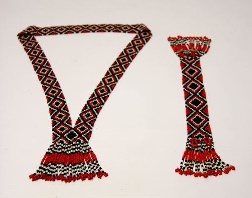 Beadwork Necklace and Bracelet Art Deco Period