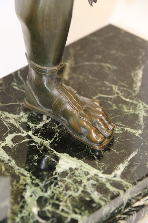 A LARGE ITALIAN GRAND TOUR BRONZE SCULPTURE OF THE GREEK GOD PROMETHEUS - ADDITIONAL PHOTO 8