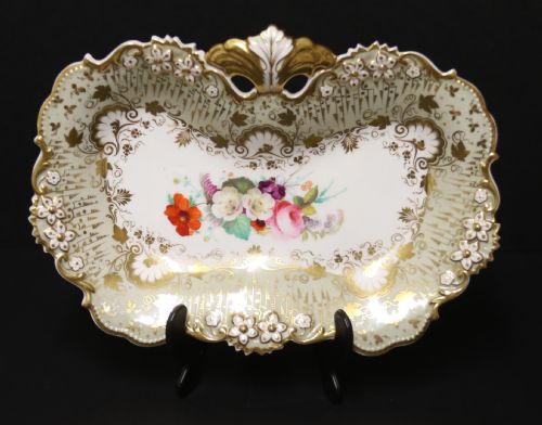 A Fine Early 19th C English Davenport Dish, Circa 1835
