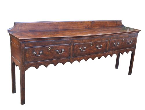 A Good Late 18th Century Three Drawer Oak Dresser Base