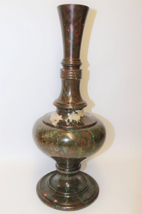 A SUPERB 19TH C ITALIAN GRAND TOUR SERPENTINE MARBLE VASE - ADDITIONAL PHOTO 1