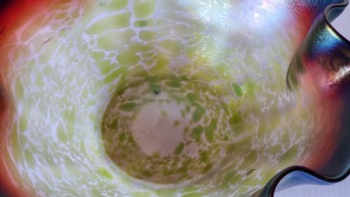 A STUNNING BOHEMIAN ART GLASS IRIDESCENT BOWL FROM THE LOETZ FACTORY - ADDITIONAL PHOTO 4