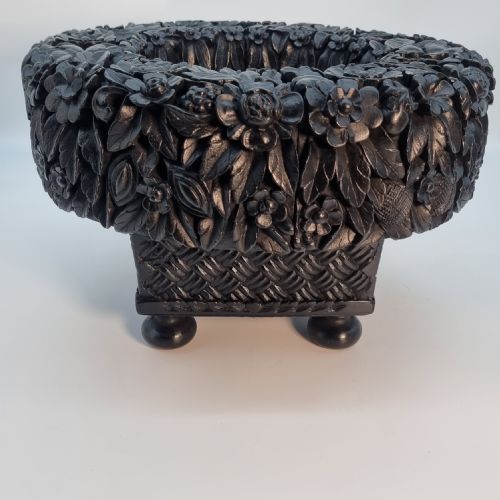 A Very Rare Anglo Indian Raj Period Carved Solid Ebony Table Centre Piece/jardinière