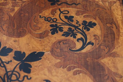 ANTIQUE ENGLISH MID19TH CENTURY EXHIBITION QUALITY SATINWOOD AND MARQUETRY CENTRE OR LIBRARY TABLE - ADDITIONAL PHOTO 4