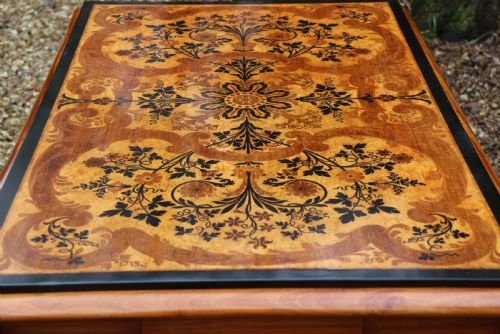 ANTIQUE ENGLISH MID19TH CENTURY EXHIBITION QUALITY SATINWOOD AND MARQUETRY CENTRE OR LIBRARY TABLE - ADDITIONAL PHOTO 14