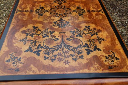 ANTIQUE ENGLISH MID19TH CENTURY EXHIBITION QUALITY SATINWOOD AND MARQUETRY CENTRE OR LIBRARY TABLE - ADDITIONAL PHOTO 18